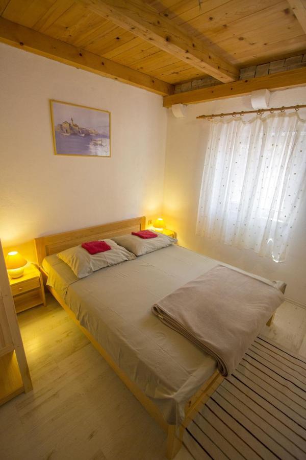 Seaside Secluded Apartments Cove Skozanje, Hvar - 5713 Gdinj Exterior foto